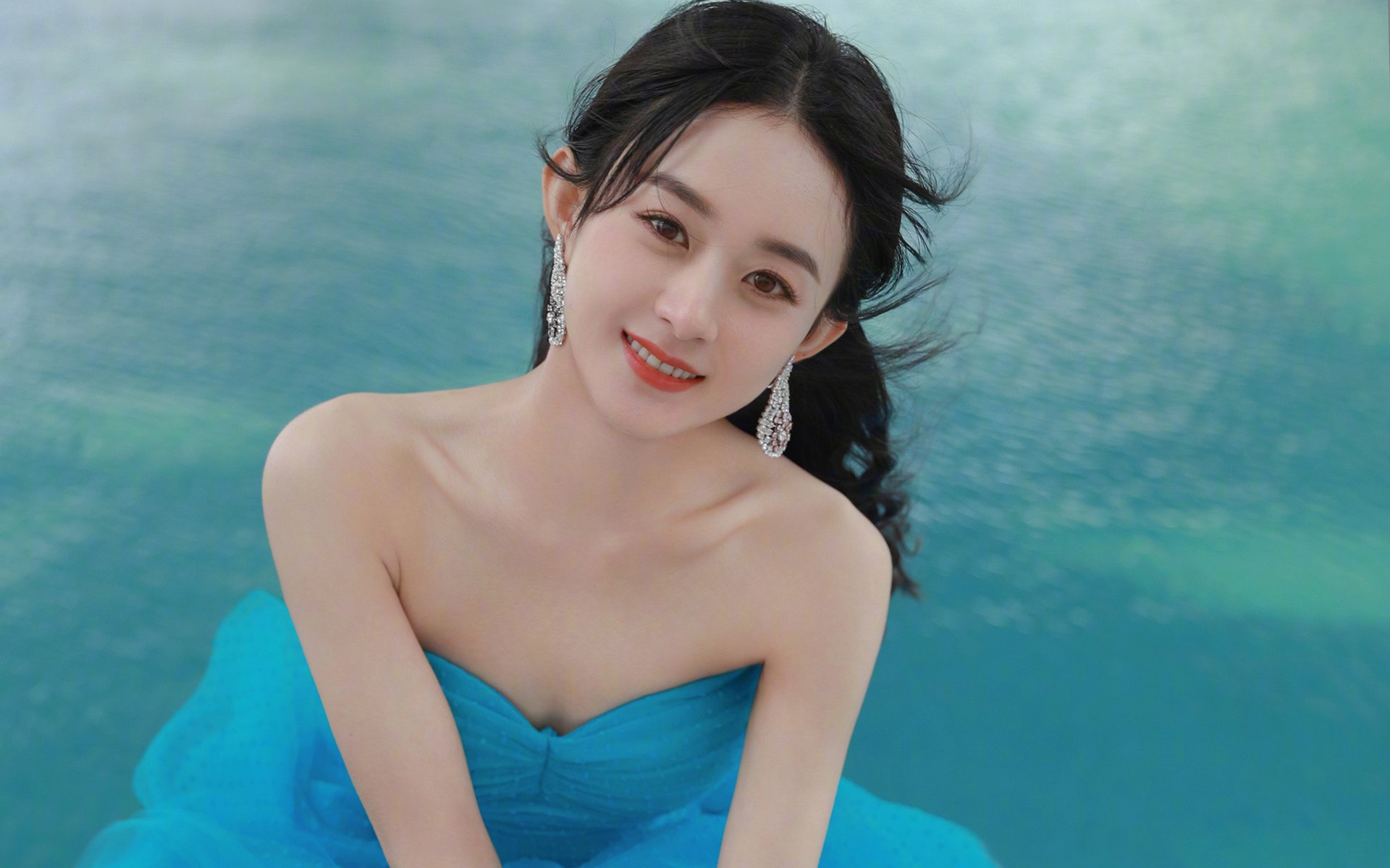 开云网站-_未来水上运动节：智能装备带来新体验_，未来水上城市科幻