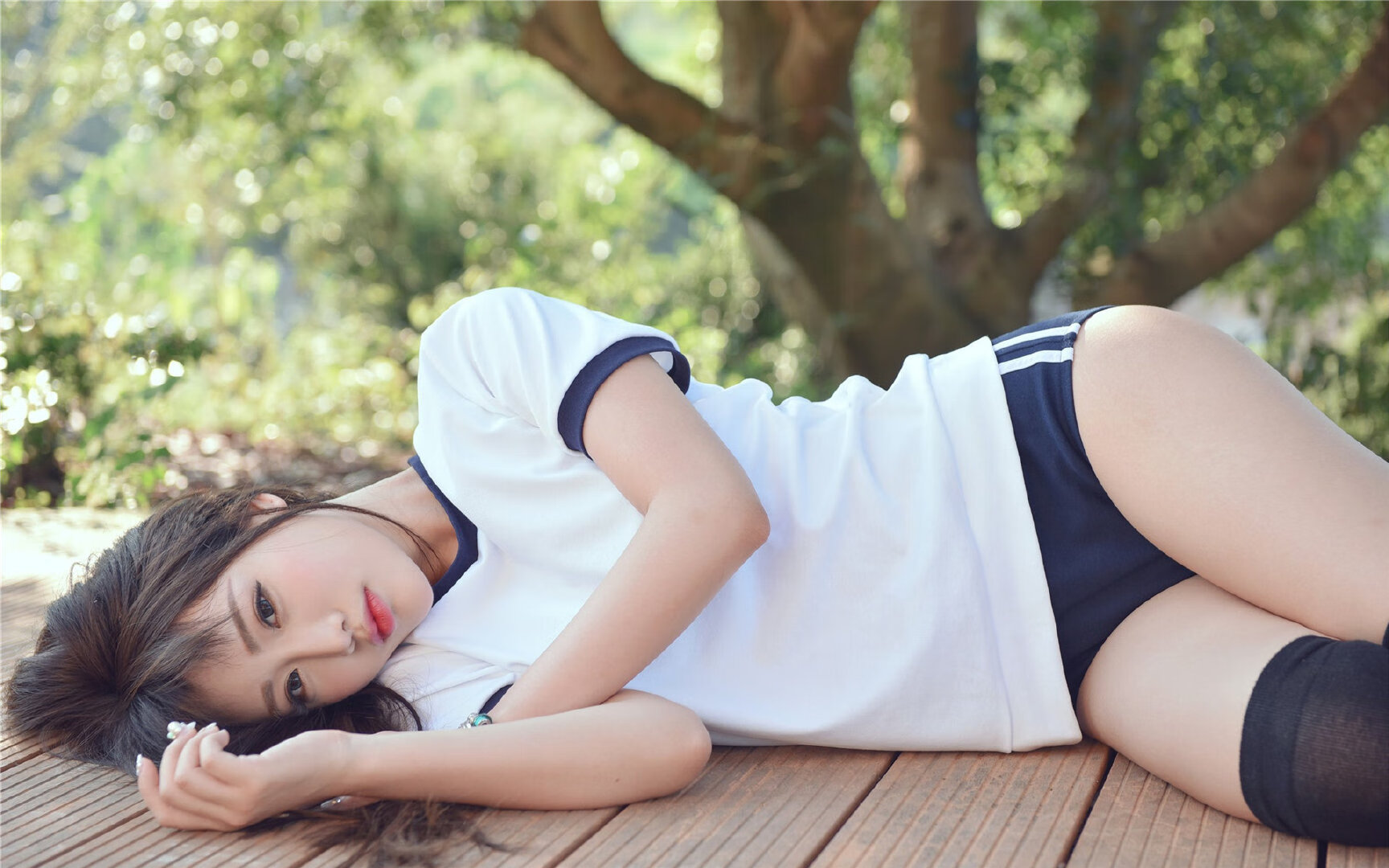 开云·体育全站登录地址-“英超赛场：倒数第二轮比赛惊心动魄”，英超倒数第三有附加赛