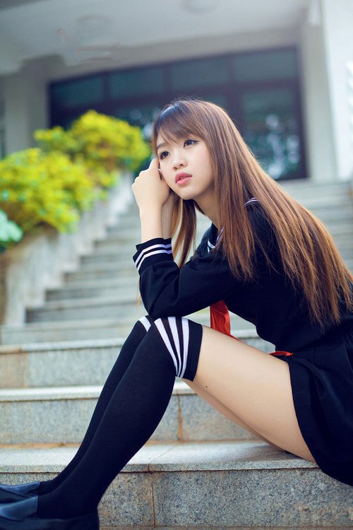 利物浦客场大胜伯恩茅斯，取得连胜，利物浦与伯恩利的比分预测