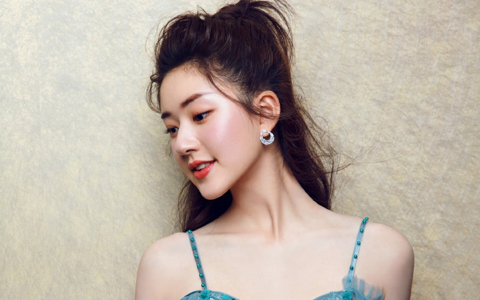 开云入口-广州富力力克山东鲁能，中超榜首震撼，广州富力主力阵容